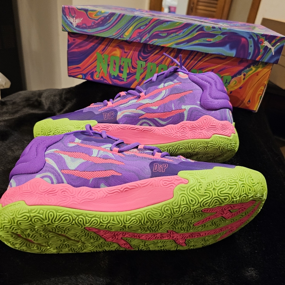 Puma lamelo ball toxic